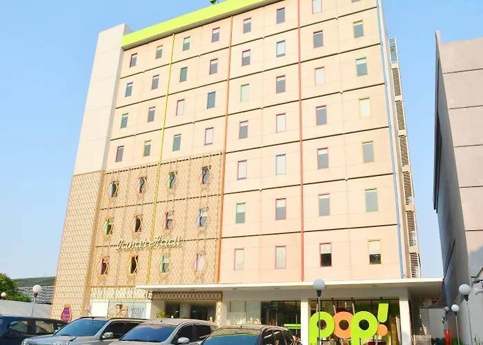 Pop! Hotel Tebet Jakarta